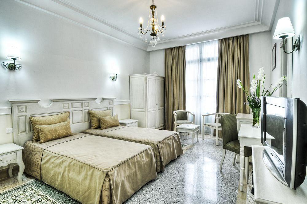 Majestic Hotel Τύνιδα Εξωτερικό φωτογραφία