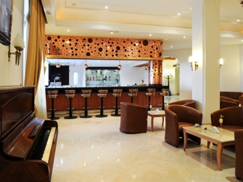 Majestic Hotel Τύνιδα Εξωτερικό φωτογραφία