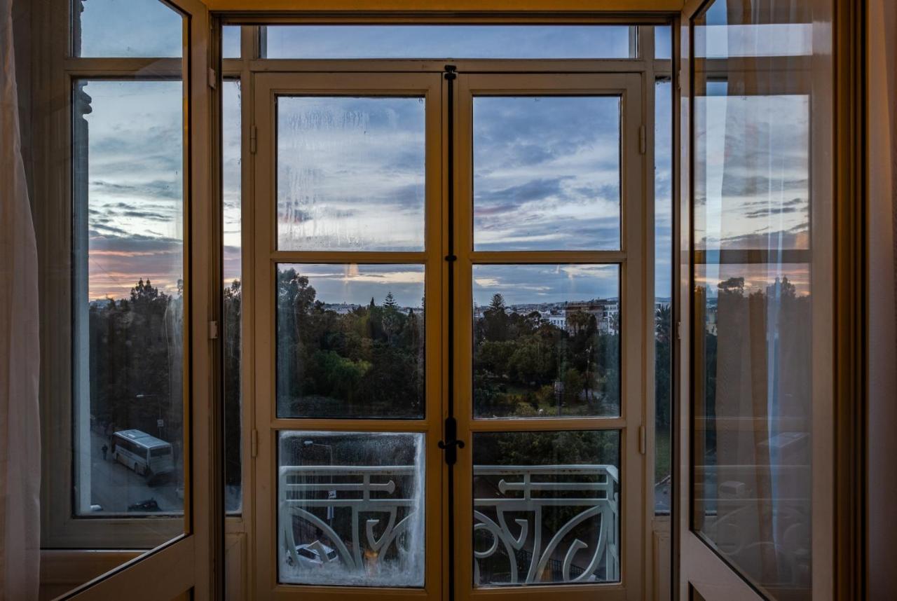 Majestic Hotel Τύνιδα Εξωτερικό φωτογραφία