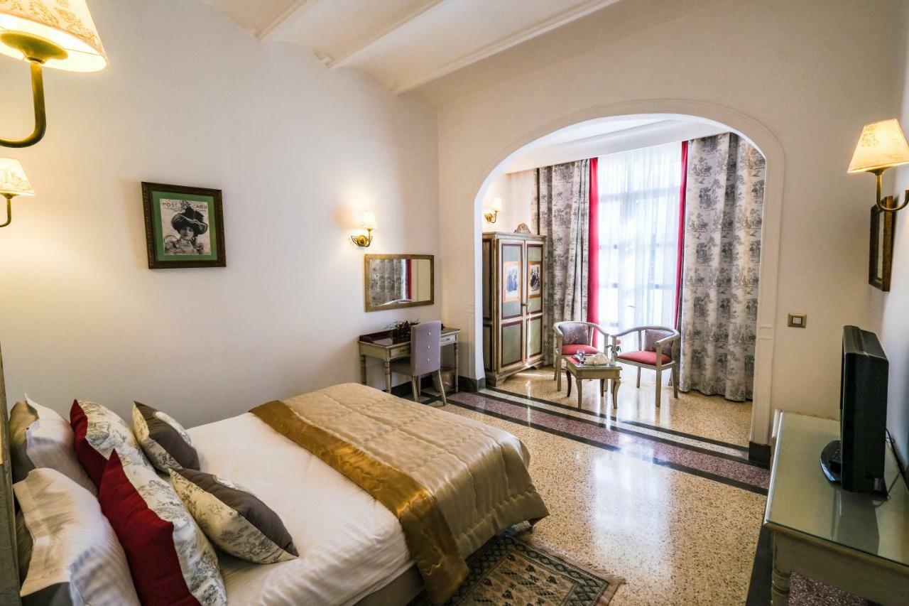 Majestic Hotel Τύνιδα Εξωτερικό φωτογραφία