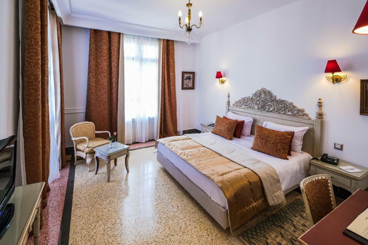 Majestic Hotel Τύνιδα Εξωτερικό φωτογραφία